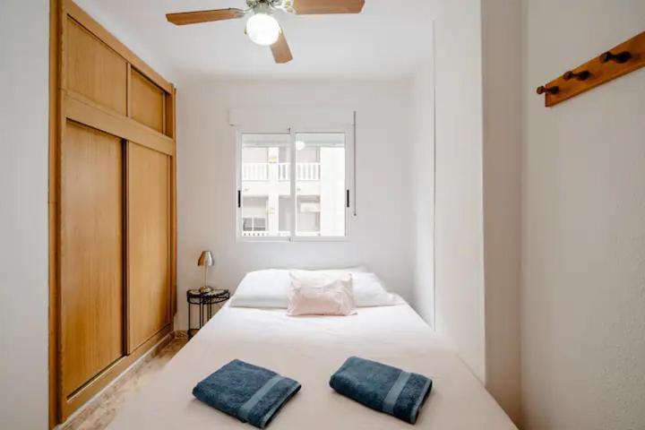 Apartamento Inteiro Acolhedor Perto Da Praia Торрев'єха Екстер'єр фото