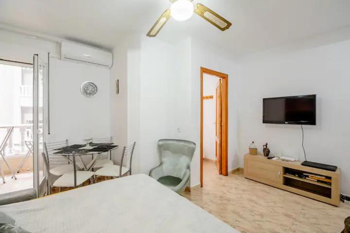 Apartamento Inteiro Acolhedor Perto Da Praia Торрев'єха Екстер'єр фото